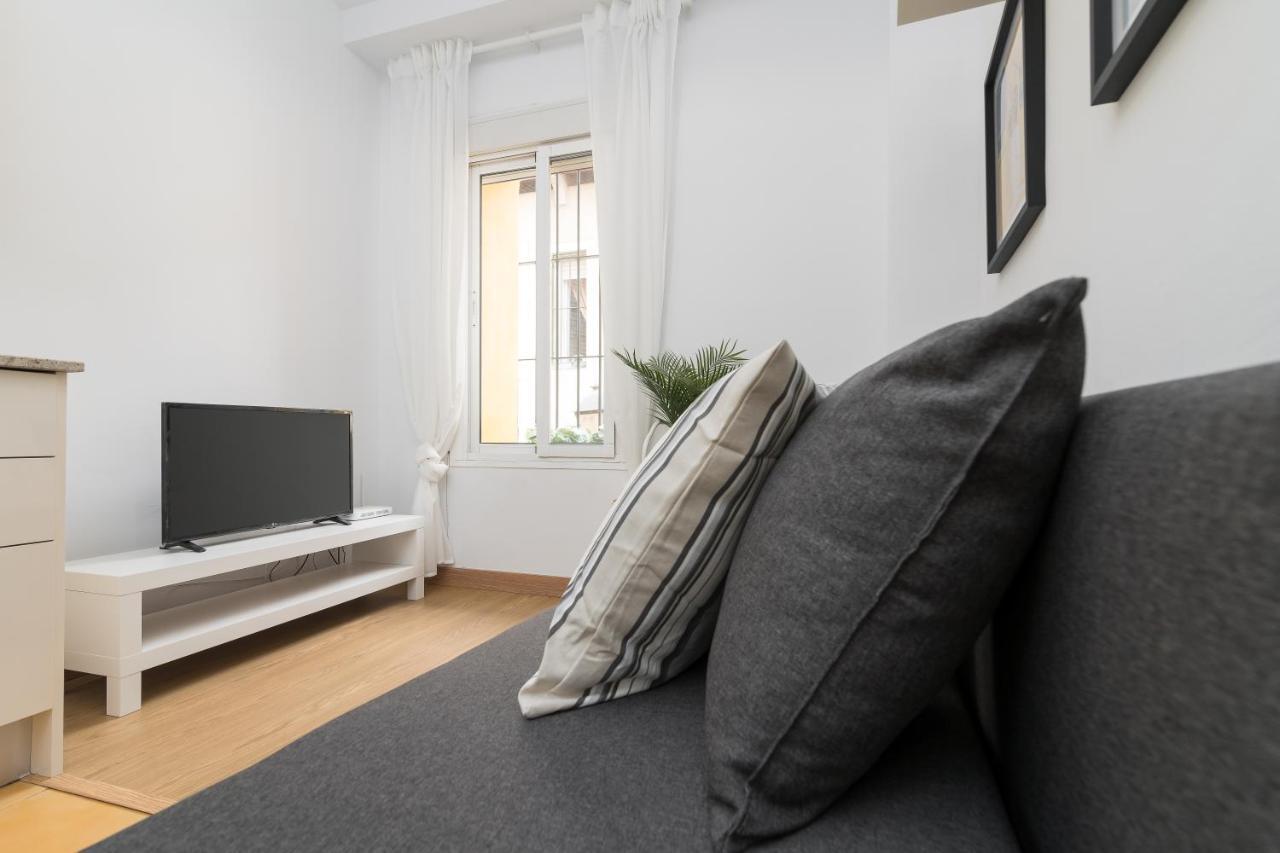 Precioso Apartamento Con Habitacion Separada En Centro Historico De Málaga Eksteriør billede